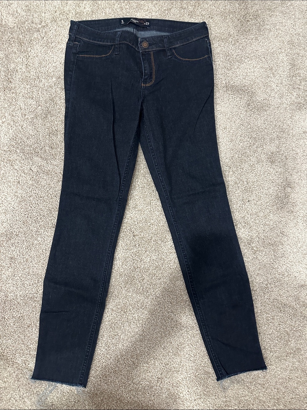 Hollister Women’s Dark Blue Stretch Skinny Jeans